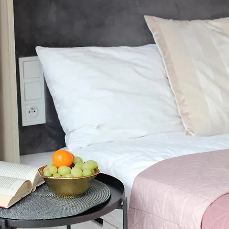 Viva & Close To Vistula River - By Homelike شقة كراكوفيا
